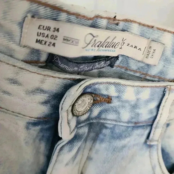 ZARA Jeans  - Picture 3 of 6